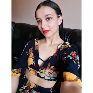 Meet your Posher, Karol